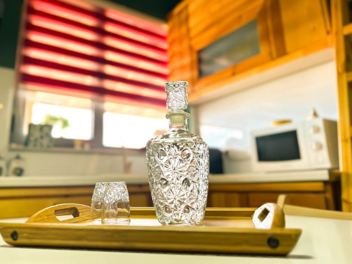 Cozy Elegance Above Korca Apartamento Exterior foto