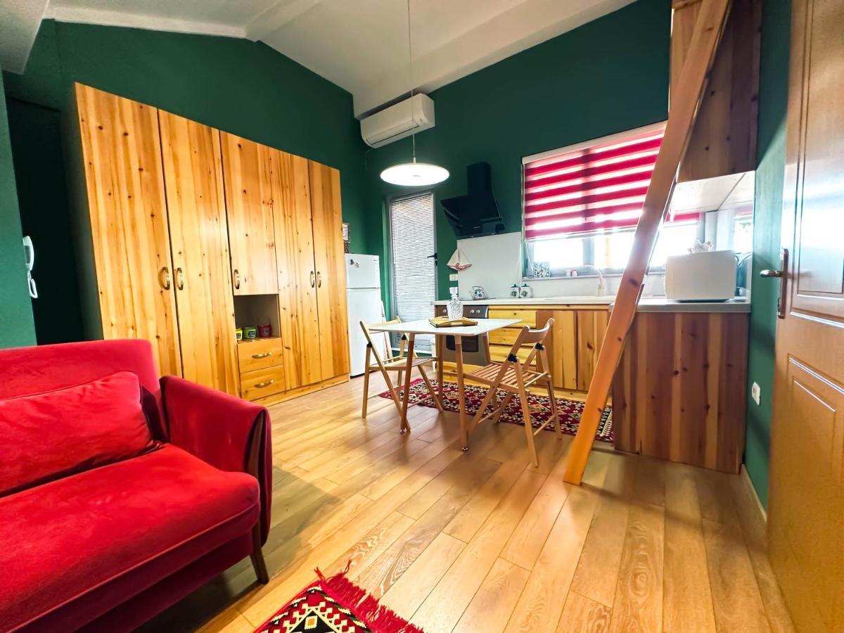 Cozy Elegance Above Korca Apartamento Exterior foto