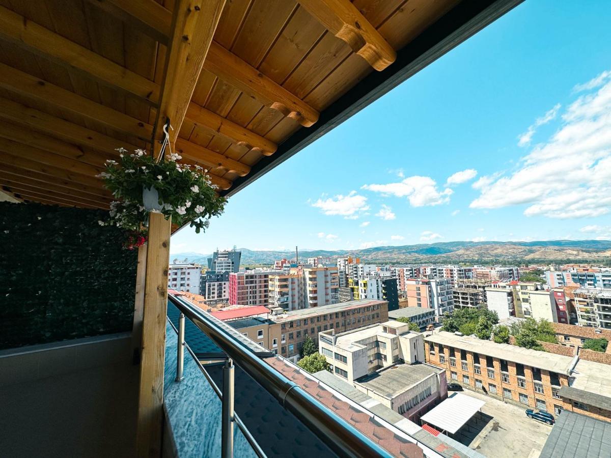 Cozy Elegance Above Korca Apartamento Exterior foto
